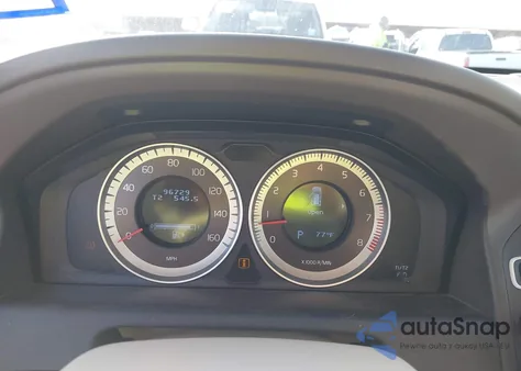 2013 Volvo Xc60 3.2 Premier из США, поврежденный, VIN YV4952DL8D2409430